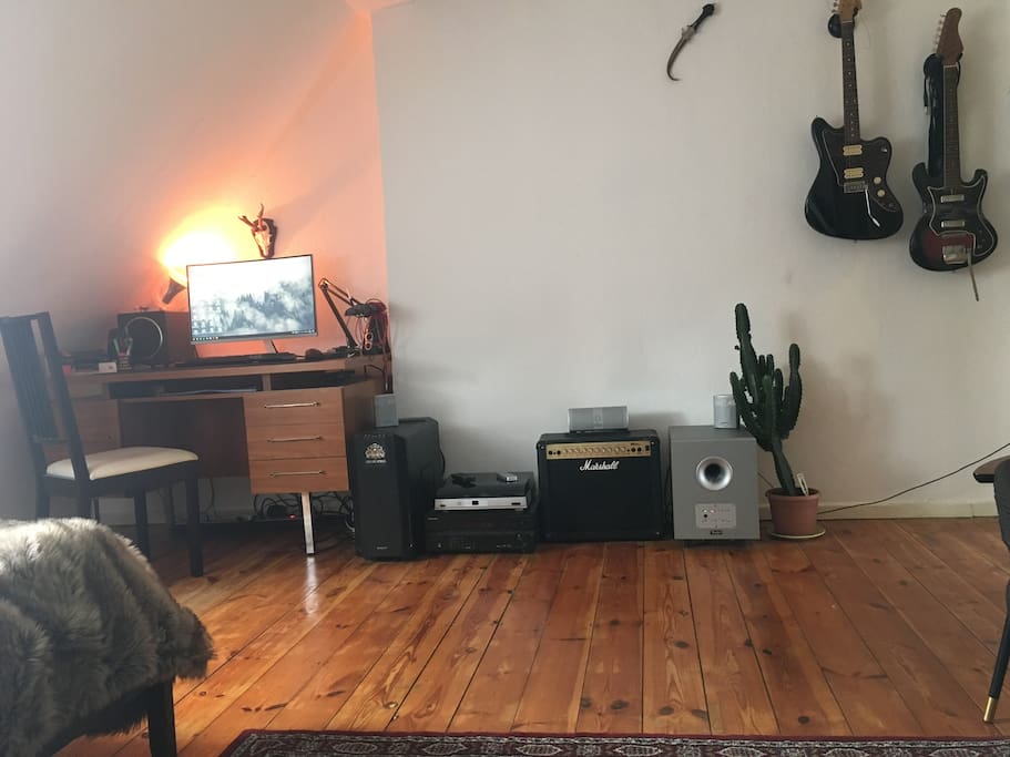 Wohn-/Schlafzimmer