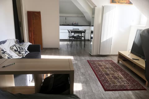 40 m² sous les toits