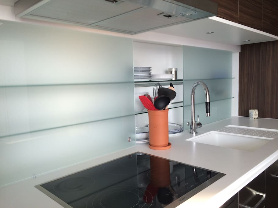 Make a snack in the fully equipped, modern kitchen