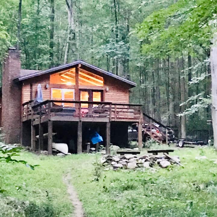 Cozy Cabin on the Cacapon River Cabins for Rent in Great Cacapon