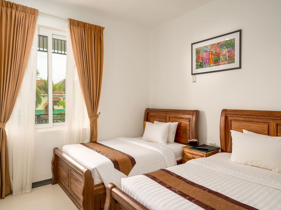 2 bedrooms