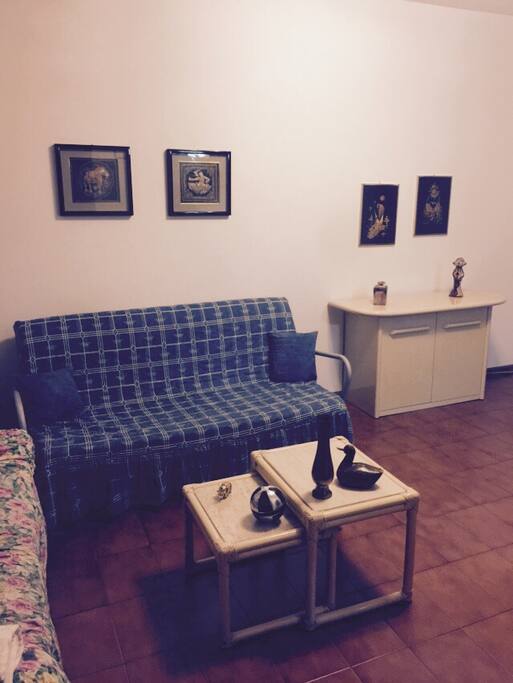 Salone con divano letto