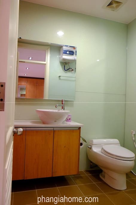 Toilet 1
