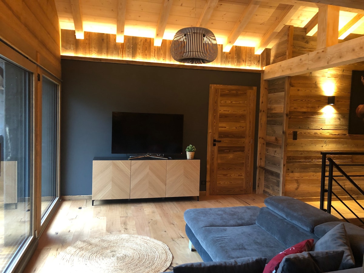 Annonce Airbnb populaire: Chalet SPA “Au Chalet de Mel” 8 to 12 people à La Bresse