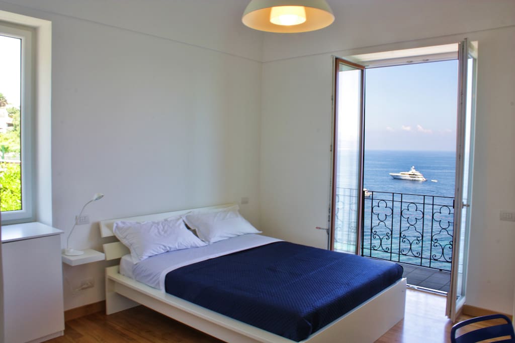 room seaview