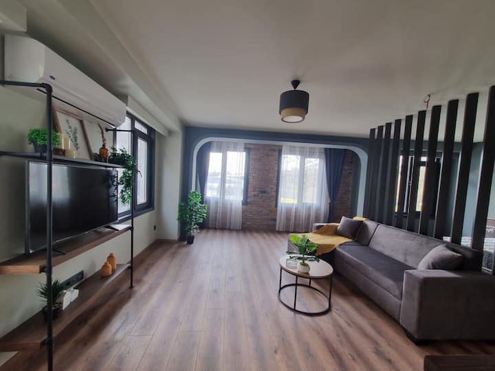 Beyoğlu/karakoy Deniz Manzaralı Ev / 1 - Şişli