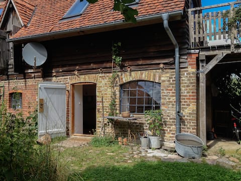 Top performing Airbnb: Brick cottage – donkey apartment in Uckermark
