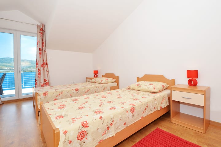 Chambre 2