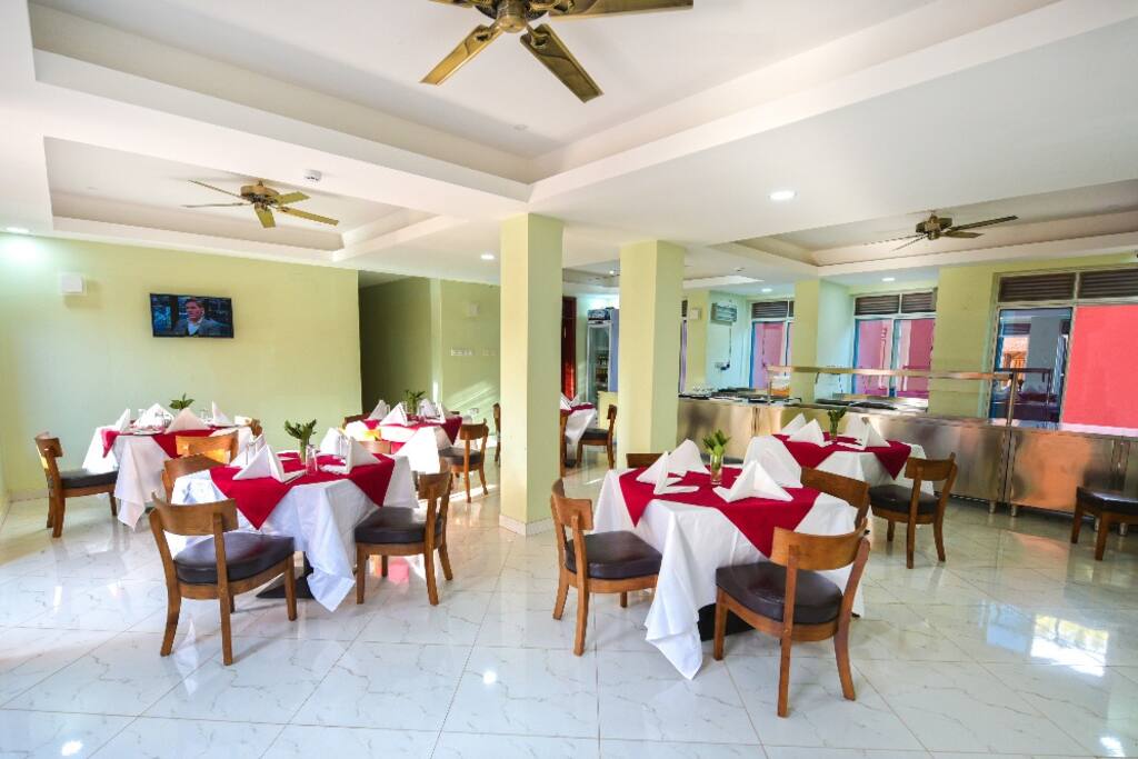 Our dining space competes with no other.