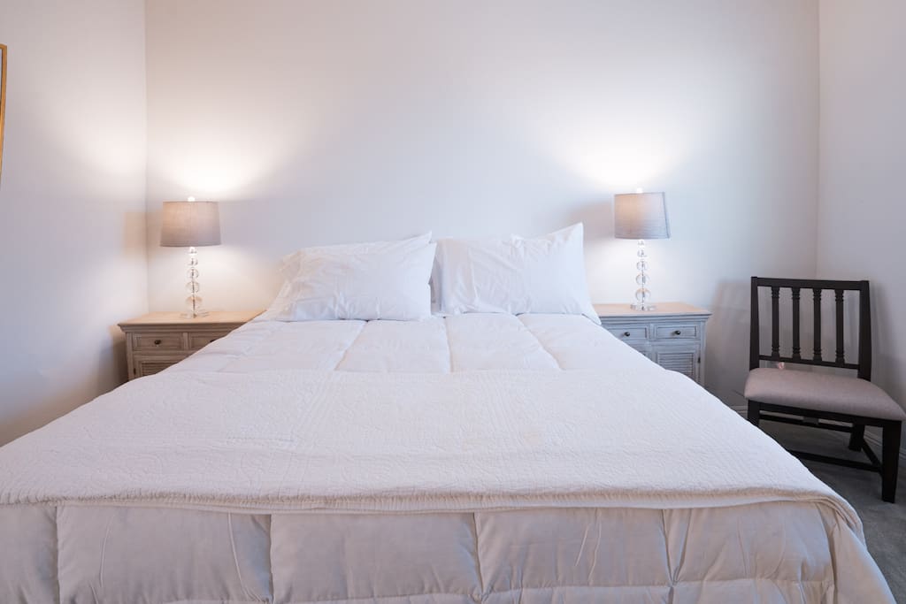 Airbnb Aquamarine suite(NEW)