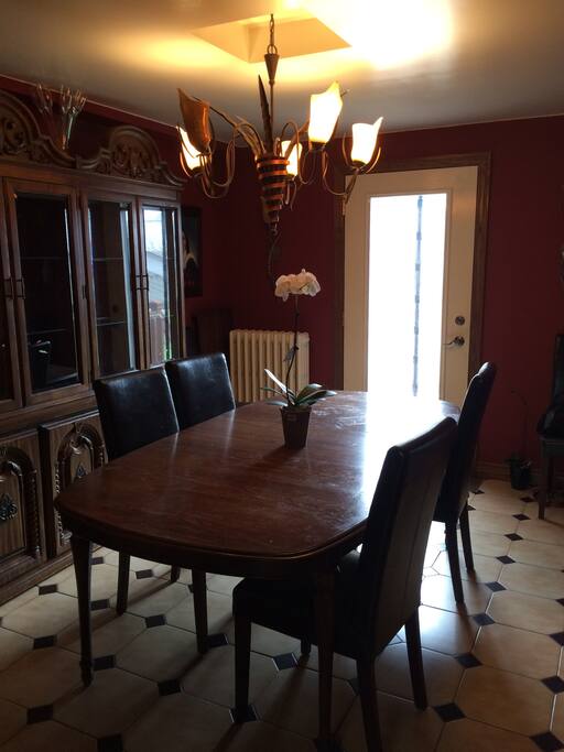 dining room
