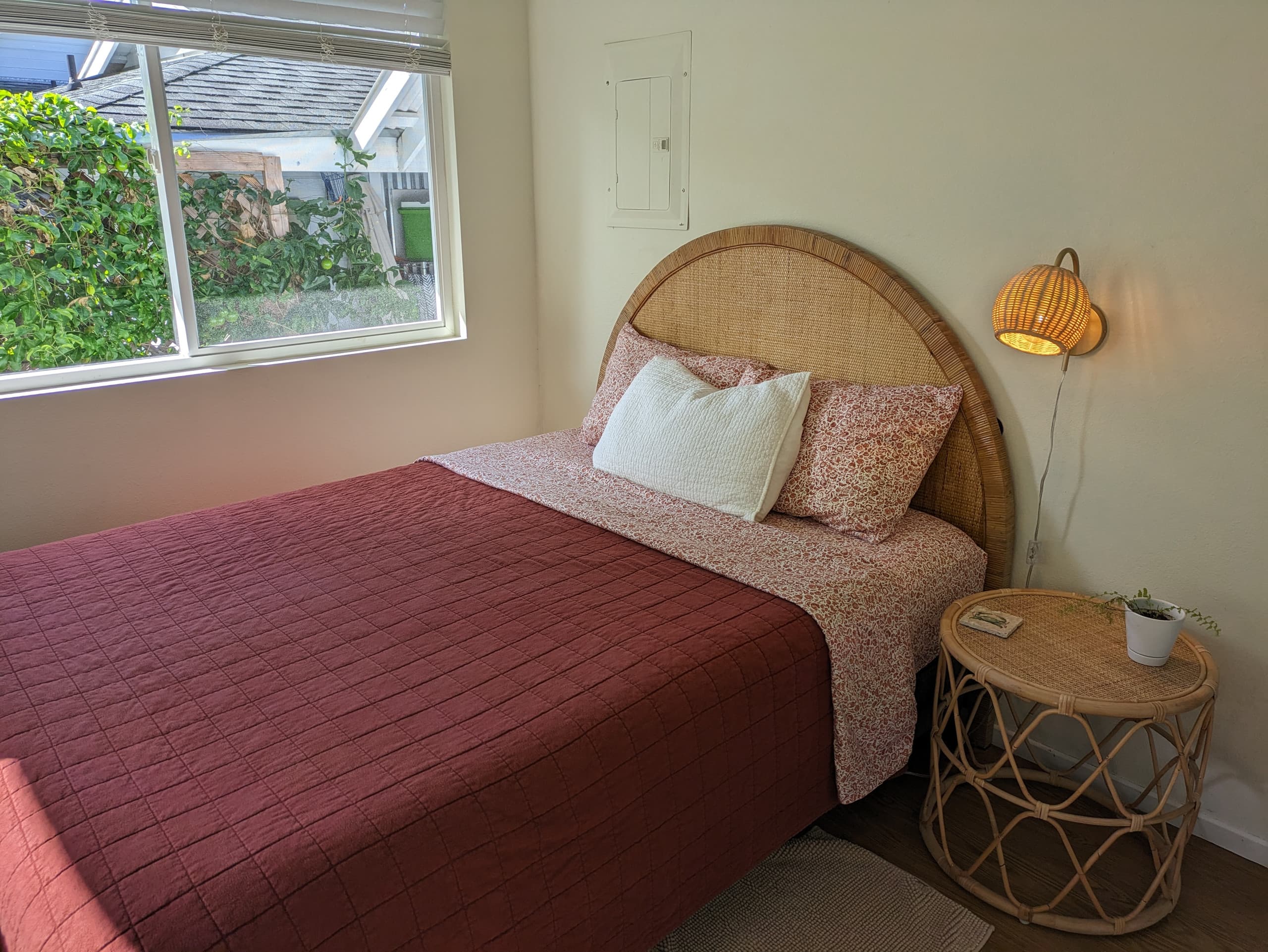 Guesthouse in Kailua-Kona · ★4.99 · 2 bedrooms · 2 beds · 1 bath - Image 14