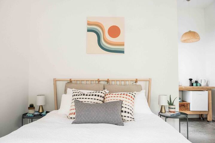 Bright and Modern Suite Steps from the Beach