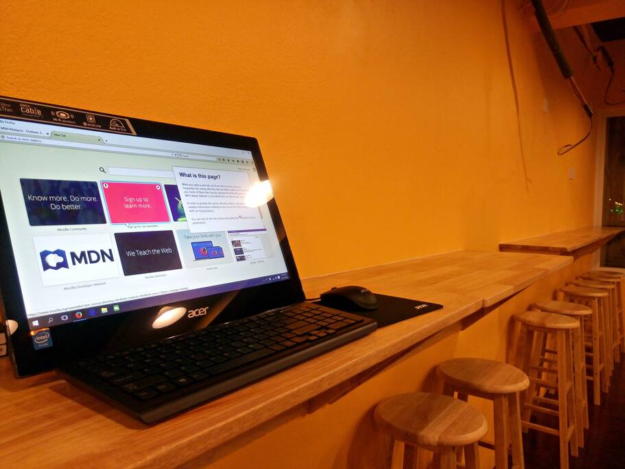 Common Area with Sharing PC Usage