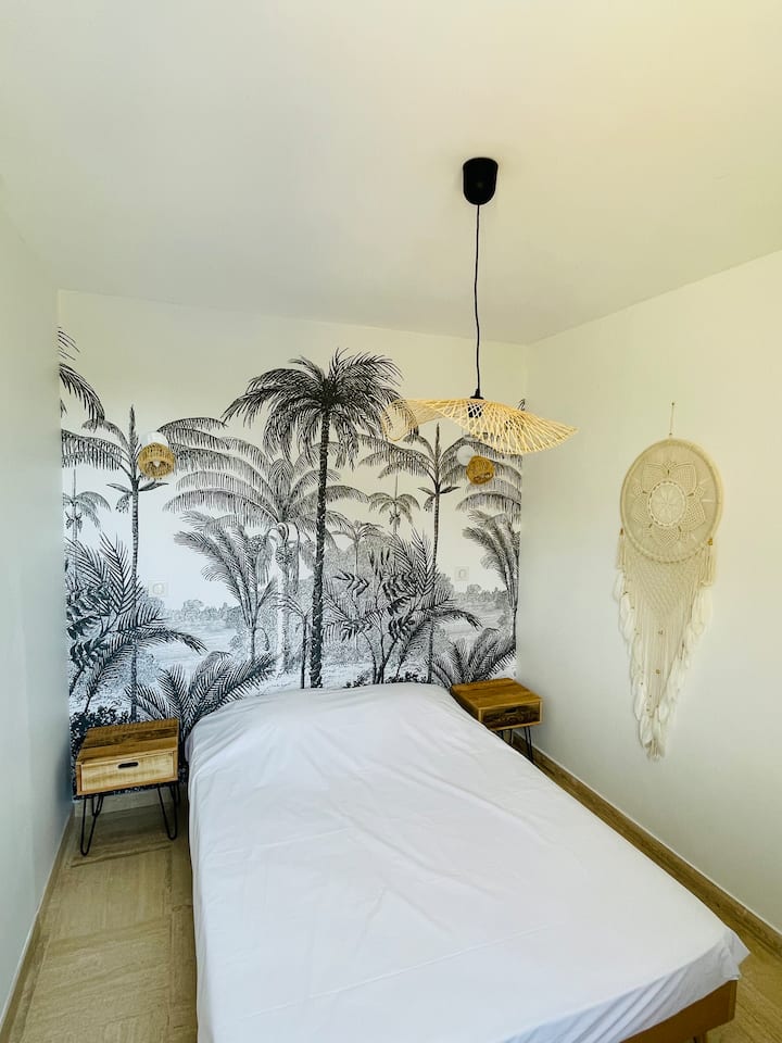 樓上配備空調的臥室4 