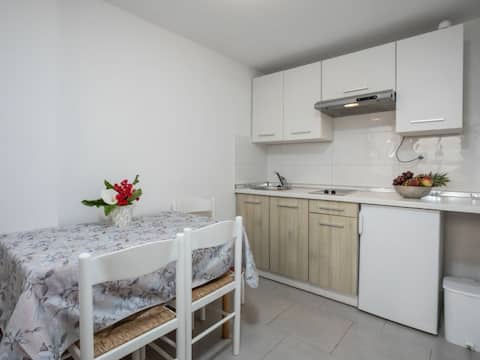 Popular Airbnb listing: APARTNMAN 2 in Općina Tar Vabriga