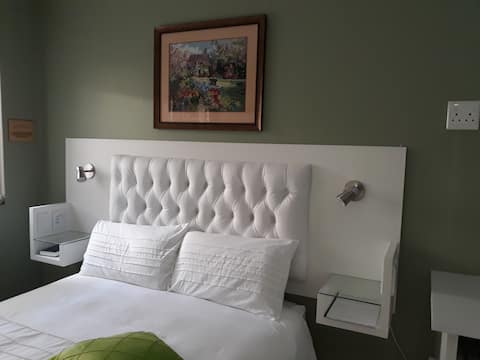Querencia @Serendipity (1 Double Bed) 2 People