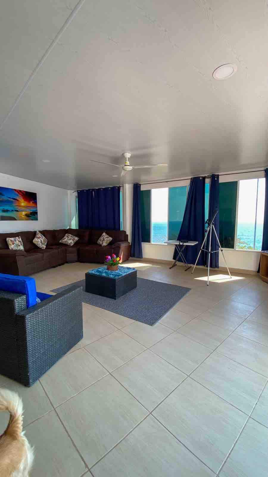 Welcoming Beach House in Atami, near El Tunco Surf