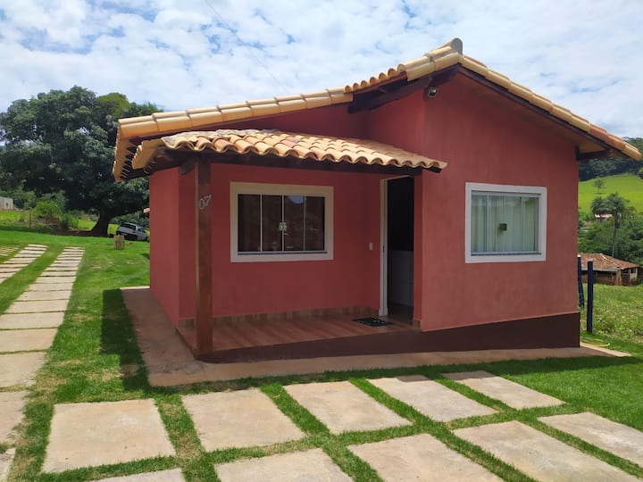 Chalé Novo Entre Capitólio E Escarpas Do Lago!