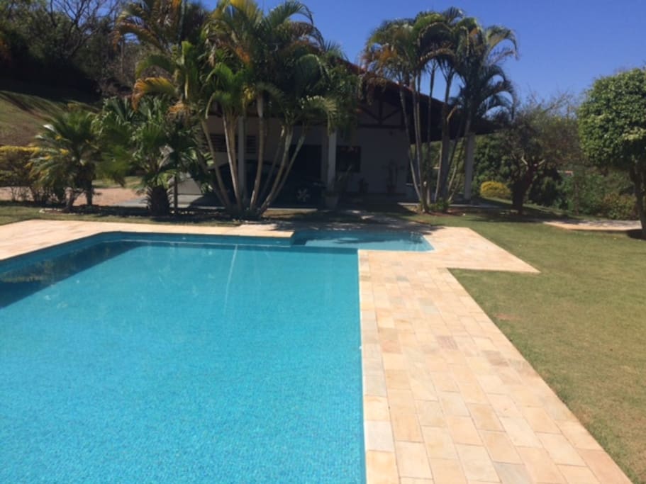 piscina próxima a casa