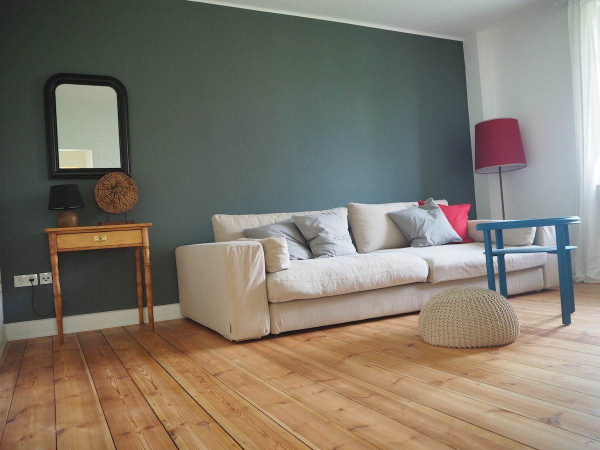 Top Airbnb: 70 sqm / 3 room apartment near university and institutes in Kaiserslautern