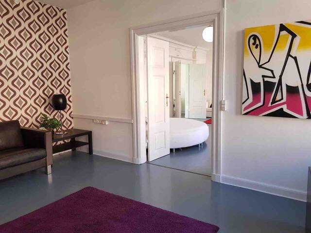 AMAZING HISTORICAL APARTMENT IN THE HEART OF CPH gallery image 2