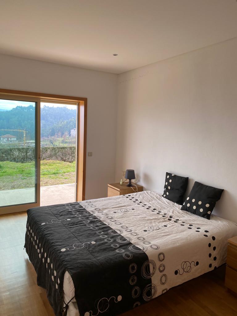 Спална соба 1 со вграден гардеробер