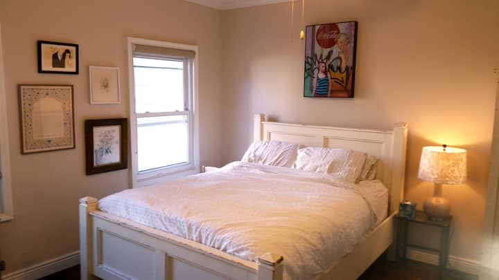 Classic Williamsburg 2bdr With Yard And W/d. - Brooklyn, NY