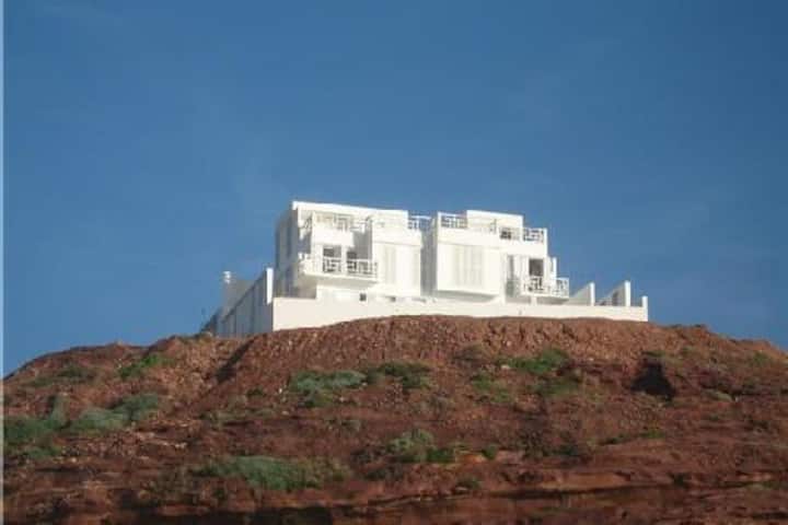 Ocean-front villa, heated pool - south of Agadir