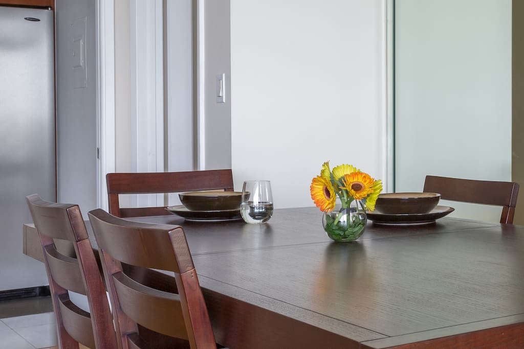 Dining room table