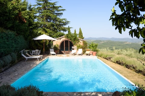 Dream House in Tuscany, with Amazing View and Pool