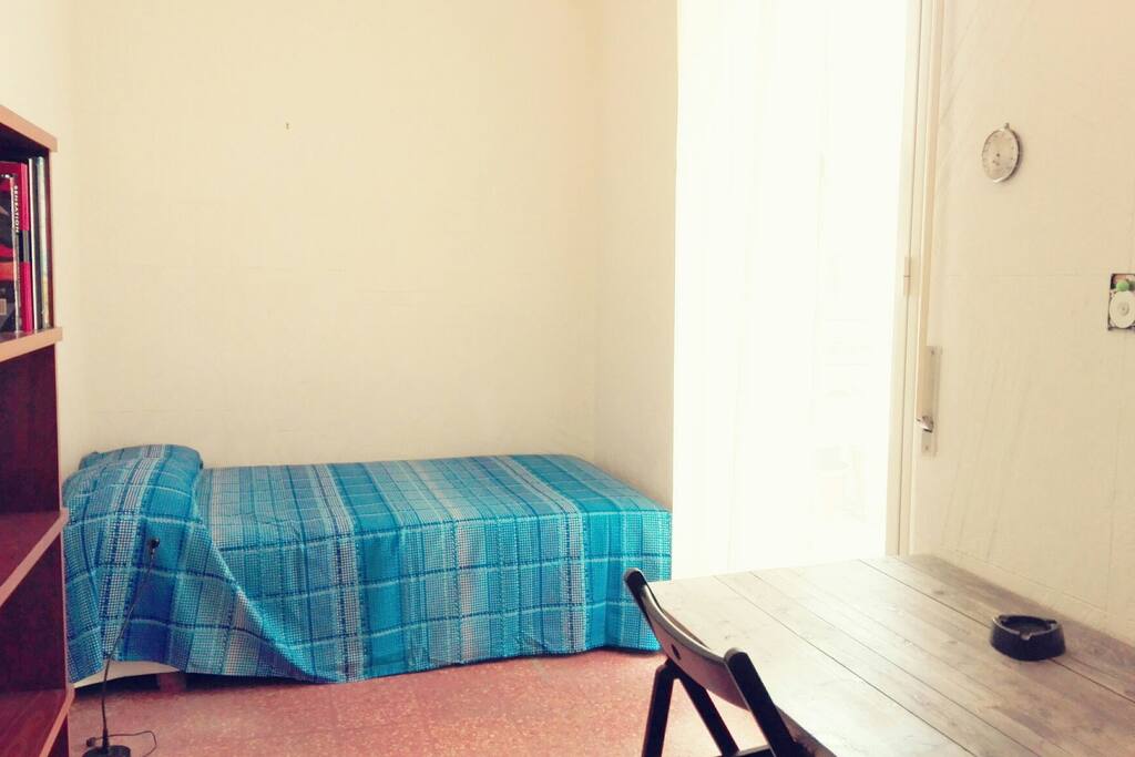 one double bedroom french size