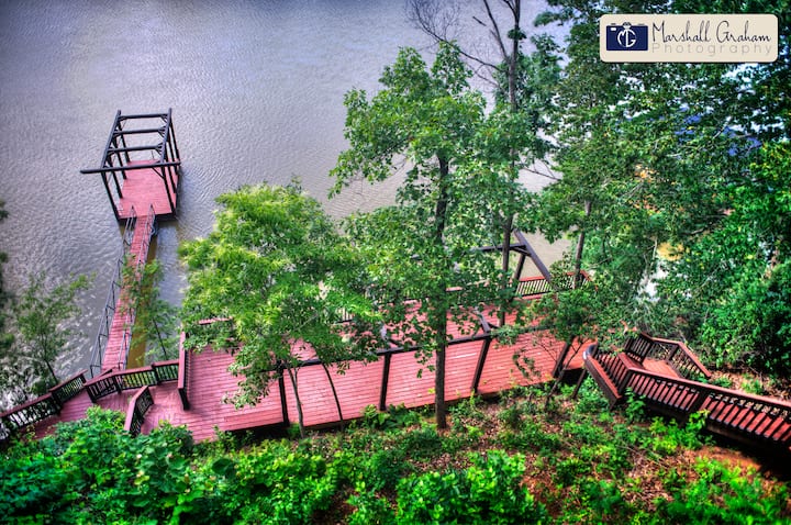 Lakeside Haven