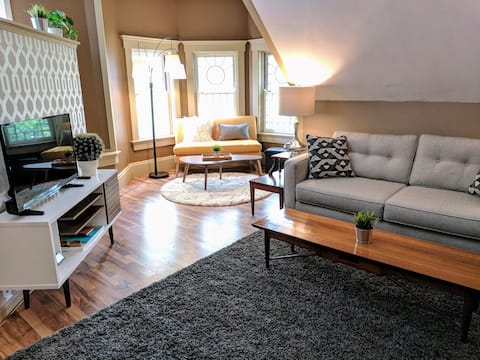 Successful Airbnb property: Apt C at The Benninghofen House in Hamilton