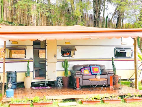 Vintage Trailer with Ofuro and Panoramic Shower