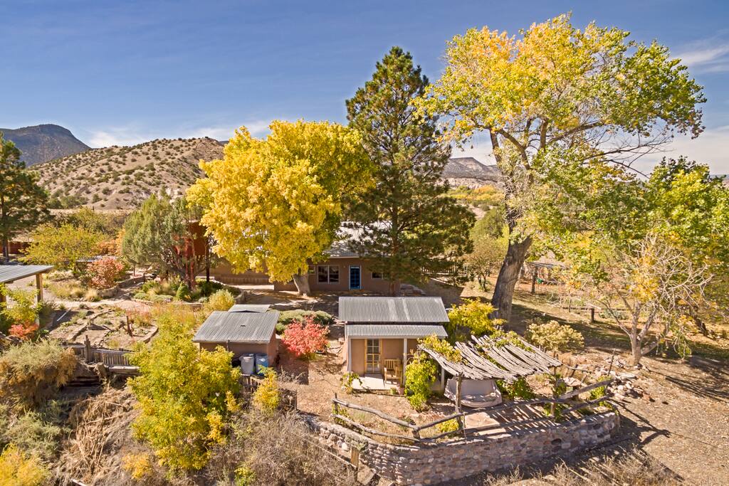 4 acres of beauty and privacy