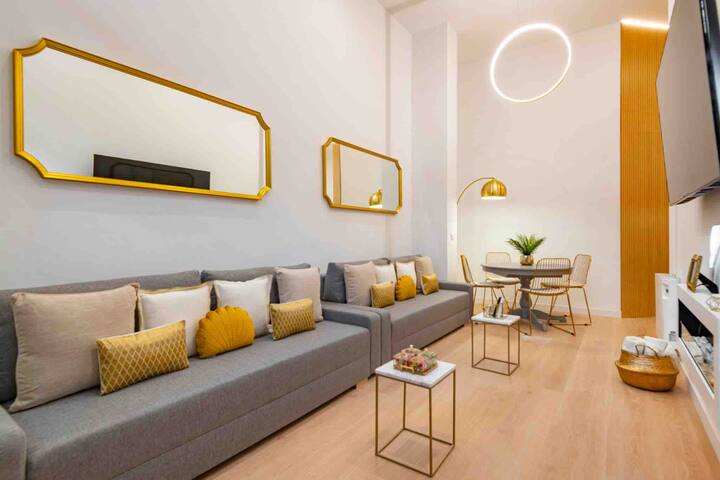 Boutique Apartment Puerta del Sol gallery image 5