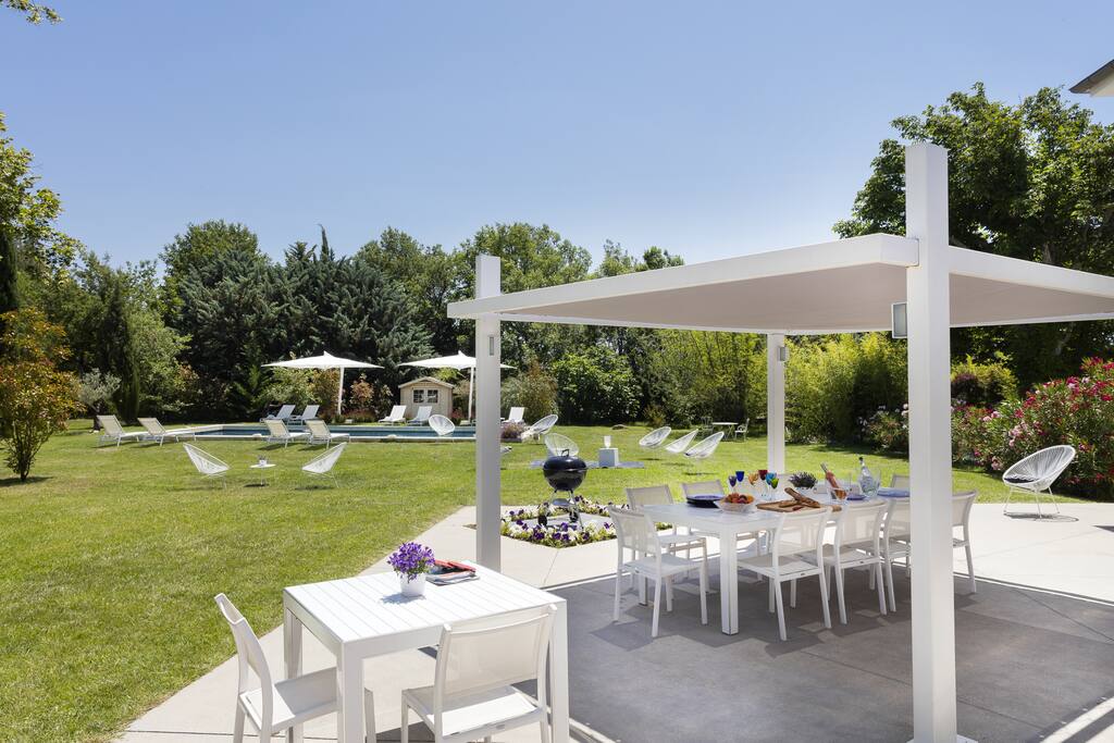 Terrasse ensoleillée