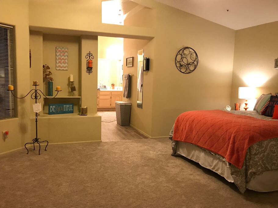 Spacious master with large bathroom and sitting area