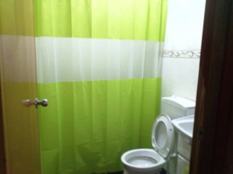 DUCHA Y TOILET