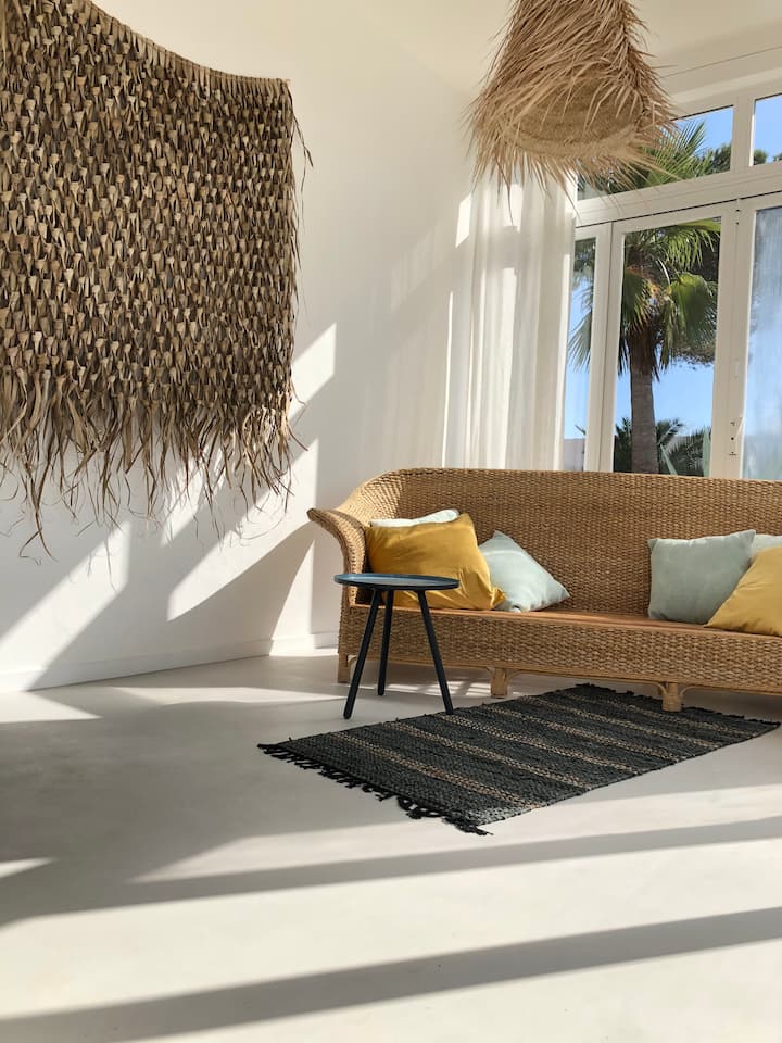 Ein Kleines Schmuckkästchen In Der Cala Llombards - Cala Figuera