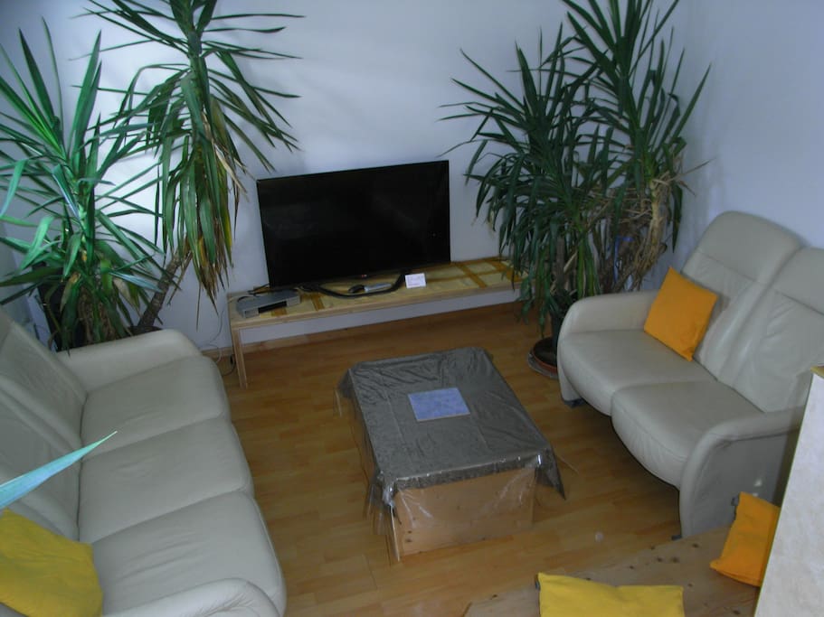 Ap.-1-TV-Sitzecke