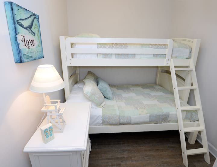 Schlafzimmer 2