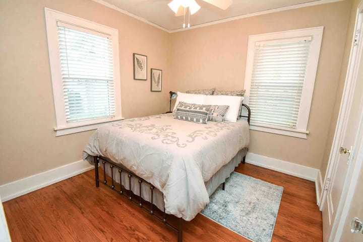 Out cozy full size bed with designer bedding