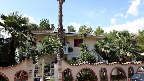 Casa Sedda - apartment surrounded by greenery