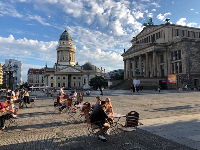 Luxusresidenz Gendarmenmarkt 150m2 mit Terrasse