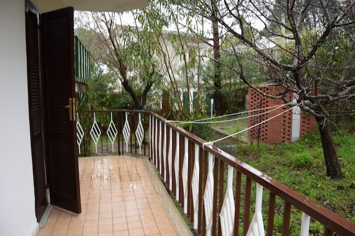 listing_image