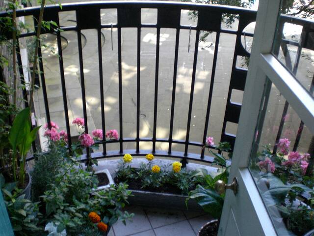 Covent Garden Perfect 2 BR flat in Covent Garden gallery image 3