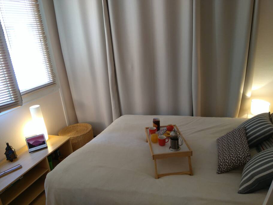 Chambre - Donnant sur cour