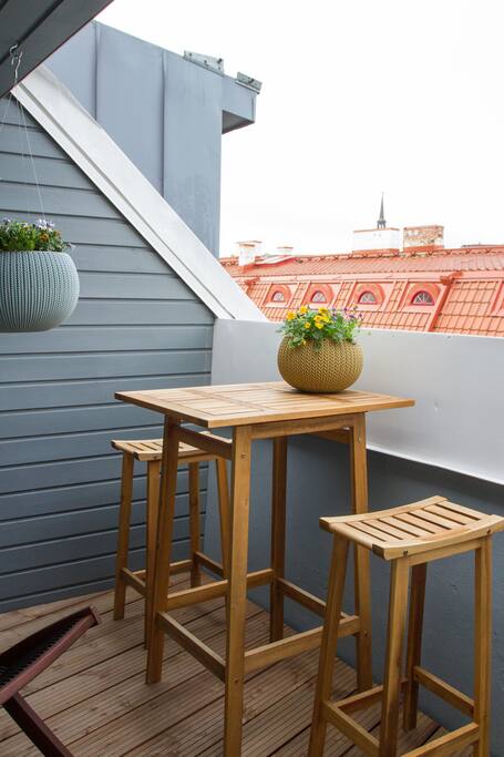 Balcony – exceptionally sunny in summer